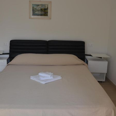 Residence Della Vista Rimini Camera foto