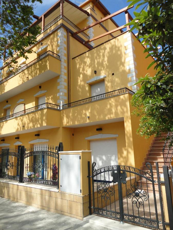 Residence Della Vista Rimini Esterno foto
